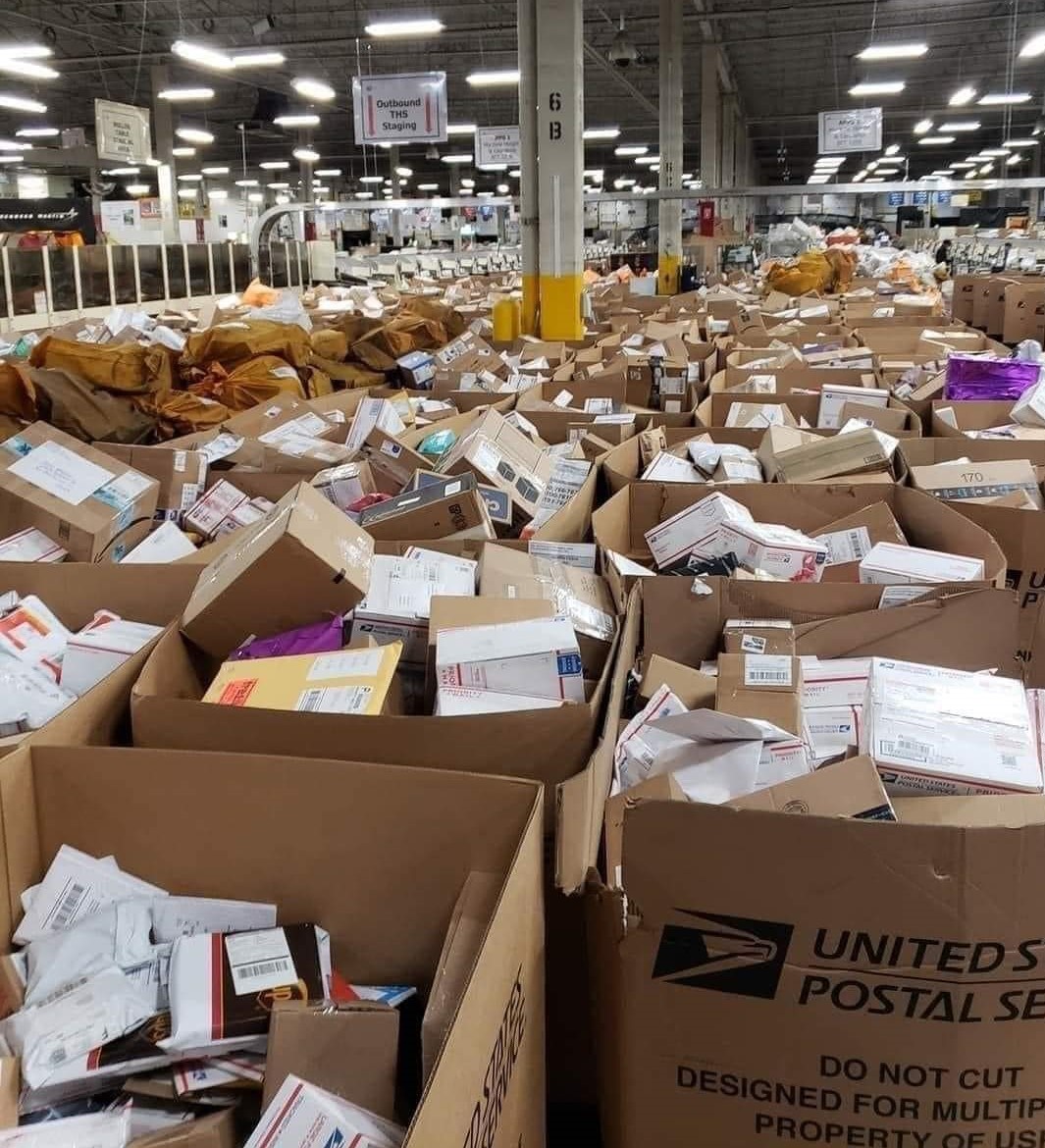 US Post office warehouse backlog photo